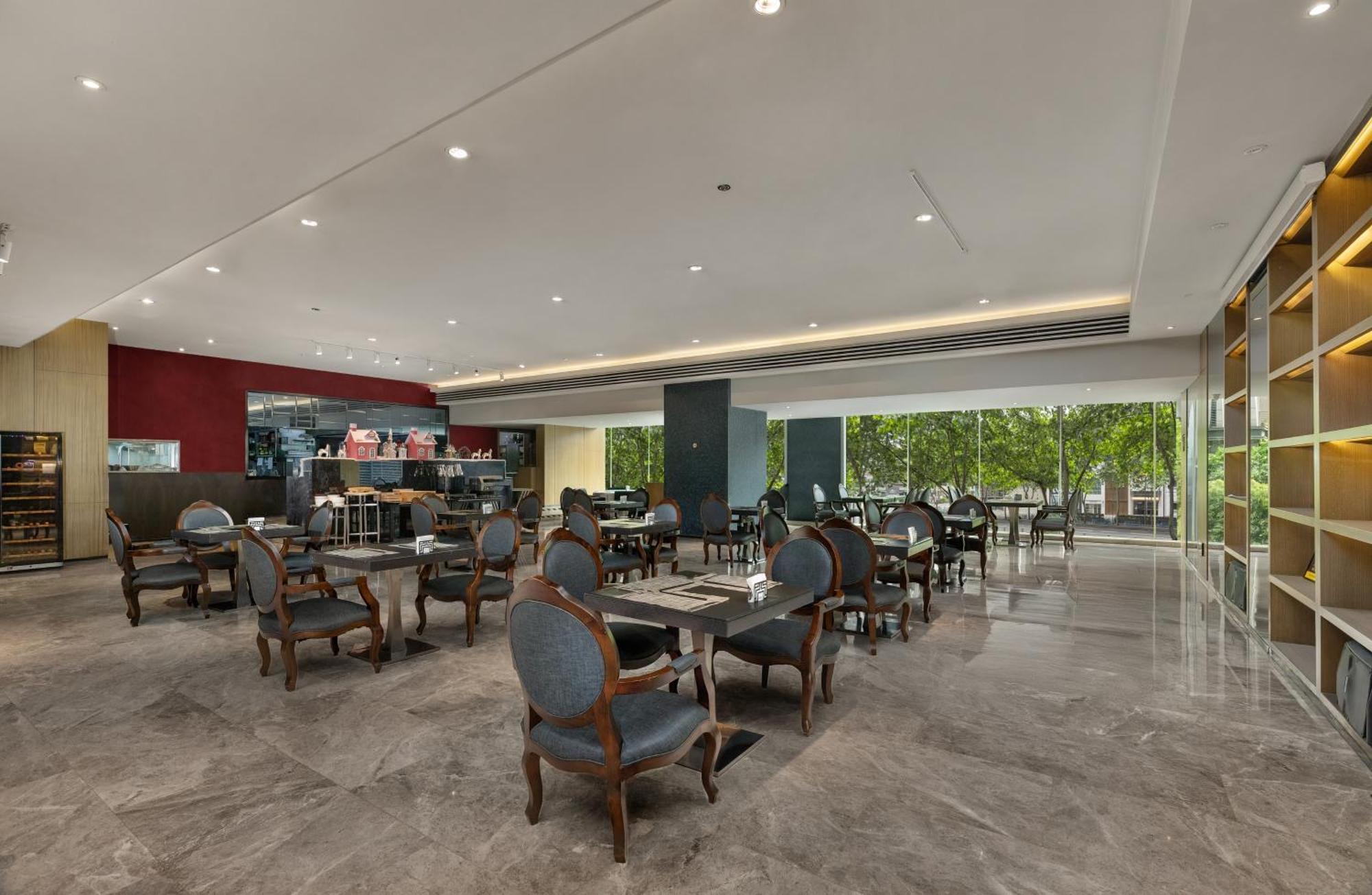 Hotel Rhombus Park Aura