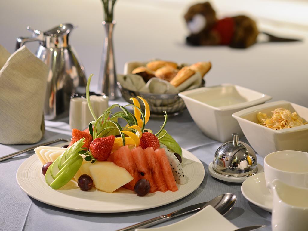 โรงแรมโรมบัส ปาร์ค ออร่า โรงแรม 5*